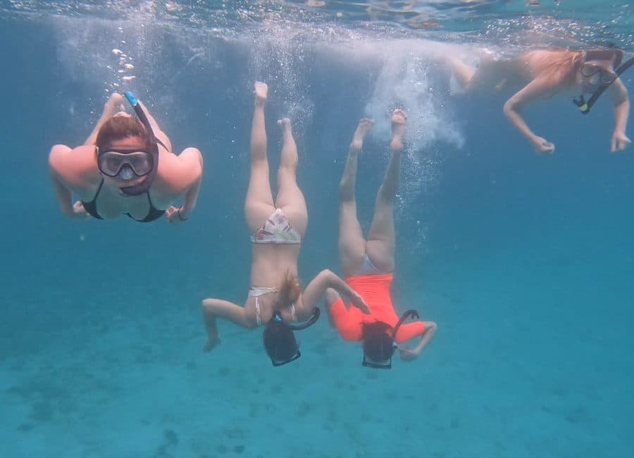 Yoga and sailing in San Blas