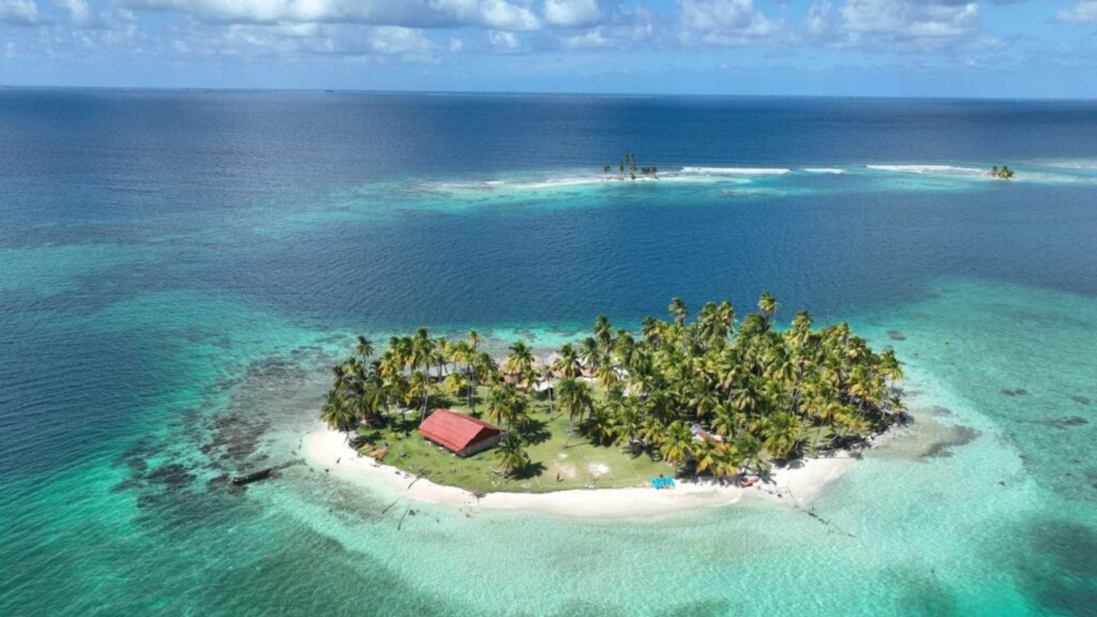 https://sanblasdreams.com/es/san-blas-tours/isla-pelicano-la-casa-de-papel-3/ Isla Pelicano