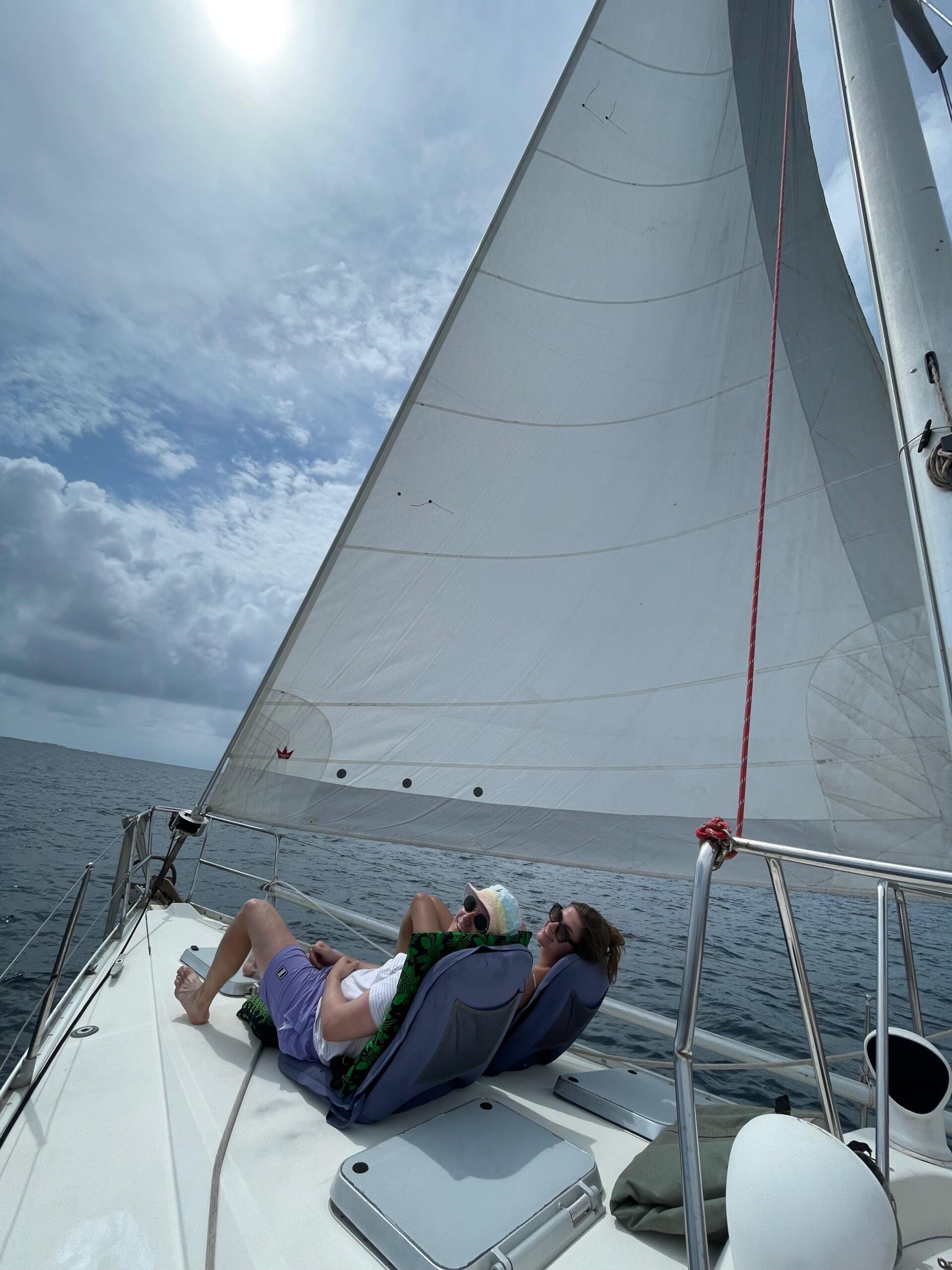 Romantic sailing in San Blas with private cabin